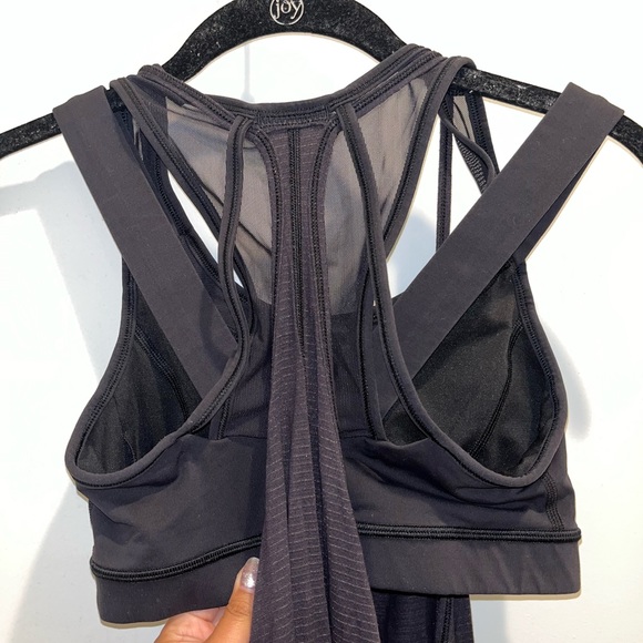 💛 bundle for $22-Lululemon black top with bra - Picture 3 of 5